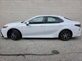 Used 2023 Toyota Camry SE image 2