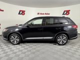 Used 2019 Mitsubishi Outlander SE image 3