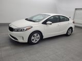 Used 2017 Kia Forte LX image 2
