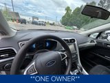 Used 2015 Ford Fusion SE image 2