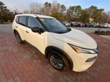 Used 2023 Nissan Rogue S image 3
