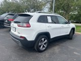 Used 2021 Jeep Cherokee Limited image 2