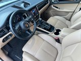 Used 2024 Porsche Macan image 4