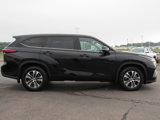 Used 2021 Toyota Highlander XLE image 5