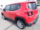 Certified 2023 Jeep Renegade Latitude image 3