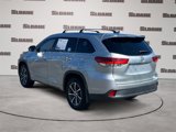 Used 2017 Toyota Highlander XLE image 3