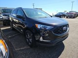 Used 2022 Ford Edge SEL w/ Sport Appearance Package image 2