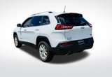 Used 2017 Jeep Cherokee Latitude w/ Cold Weather Group image 4