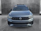 Used 2023 Volkswagen Tiguan SE R-Line image 2