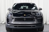 Used 2023 Porsche Macan Turbo image 3