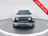 Used 2019 Jeep Wrangler Unlimited Sahara image 3