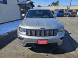 Used 2018 Jeep Grand Cherokee Altitude image 3
