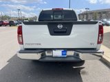 Used 2019 Nissan Frontier SV image 3