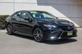 Used 2021 Toyota Camry SE image 3