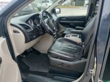 Used 2013 Chrysler Town & Country Touring image 3