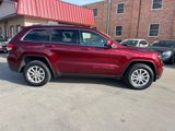 Used 2021 Jeep Grand Cherokee Laredo X image 2