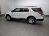 Used 2018 Ford Explorer XLT image 3