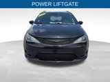 Used 2019 Chrysler Pacifica Touring-L w/ Advanced Safetytec Group image 2