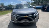 Used 2021 Chevrolet Traverse LT w/ LT Premium Package image 3