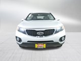 Used 2011 Kia Sorento LX w/ Convenience Pkg image 2