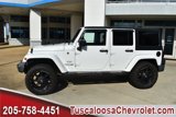 Used 2018 Jeep Wrangler Unlimited Sahara w/ Connectivity Group image 5