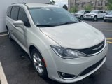 Used 2019 Chrysler Pacifica Touring-L Plus w/ Tire & Wheel Group image 3