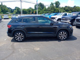 Used 2022 Volkswagen Taos SE image 2