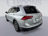 Used 2020 Volkswagen Tiguan SE w/ Panoramic Sunroof Package image 4