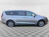 Used 2019 Chrysler Pacifica Touring Plus w/ Tire & Wheel Group image 5