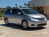 Used 2012 Toyota Sienna XLE image 3