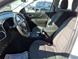 Used 2018 Chevrolet Equinox LT image 3