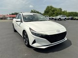 Used 2023 Hyundai Elantra SEL w/ Convenience Package image 2