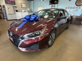 Used 2024 Nissan Altima 2.5 SV image 2