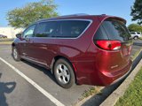 Used 2017 Chrysler Pacifica Touring-L Plus image 3