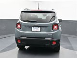 Used 2017 Jeep Renegade Latitude w/ Cold Weather Group image 4
