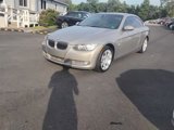 Used 2009 BMW 335i Convertible image 2