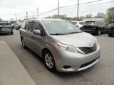 Used 2014 Toyota Sienna LE image 4