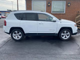 Used 2017 Jeep Compass Latitude image 6