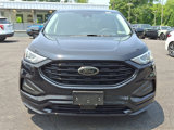 Used 2022 Ford Edge SE w/ Black Appearance Package image 2