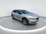 Used 2017 Volvo V60 T5 Cross Country w/ Convenience Package image 2