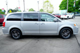 Used 2017 Dodge Grand Caravan SXT image 5