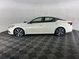 Certified 2022 Nissan Altima 2.5 SR image 4