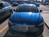Used 2017 Ford Fusion SE w/ Fusion SE Technology Package image 2