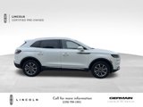 Used 2022 Lincoln Nautilus FWD w/ Premium Package image 5