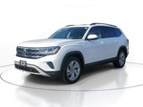Used 2022 Volkswagen Atlas SE w/ Panoramic Sunroof Package image 2