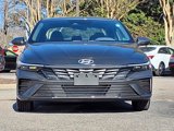 New 2025 Hyundai Elantra SE image 3