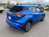 Used 2023 Nissan Kicks SV image 3