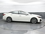 Used 2023 Nissan Altima 2.5 SL image 3