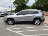 Used 2016 Jeep Cherokee Latitude image 3