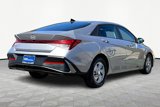 Certified 2025 Hyundai Elantra SE image 2